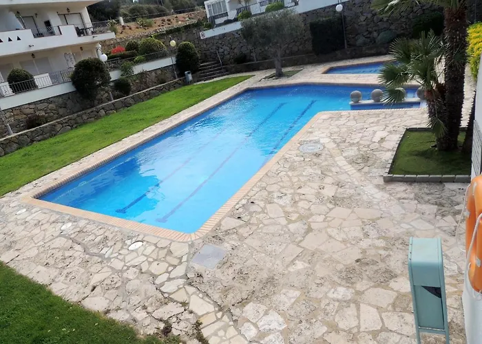 Jardins 3 4 1 2 - Immo Barneda 로지즈